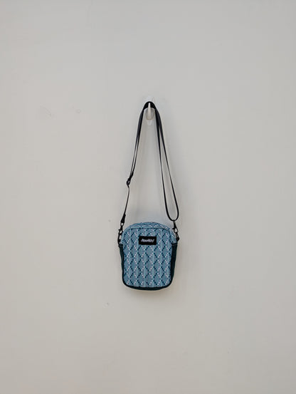 Upcycled Buntsh-box bag, Green & White Traditional Thailand Pattern Fabric (1 of 3)