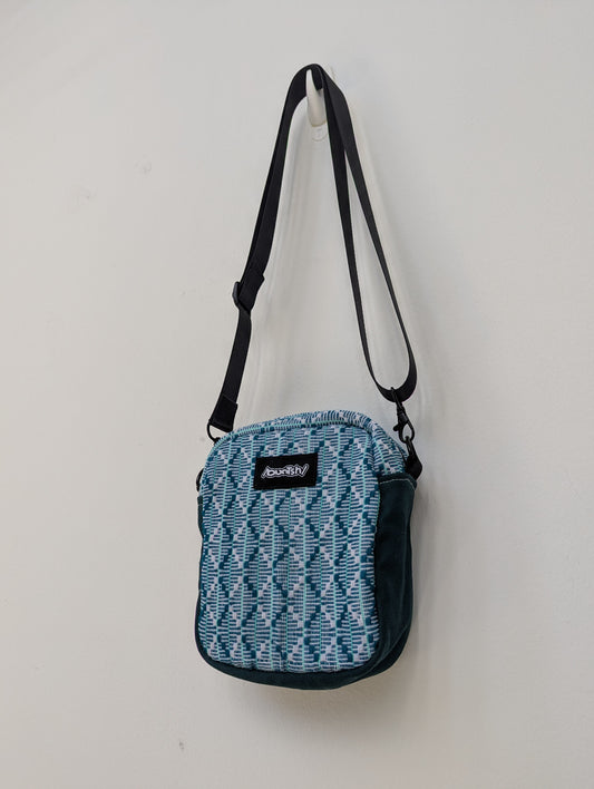 Upcycled Buntsh-box bag, Green & White Traditional Thailand Pattern Fabric (1 of 3)