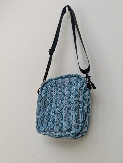 Upcycled Buntsh-box bag, Green & White Traditional Thailand Pattern Fabric (2 of 3)