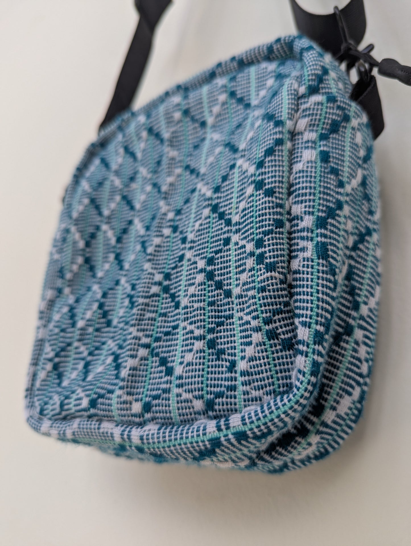 Upcycled Buntsh-box bag, Green & White Traditional Thailand Pattern Fabric (2 of 3)