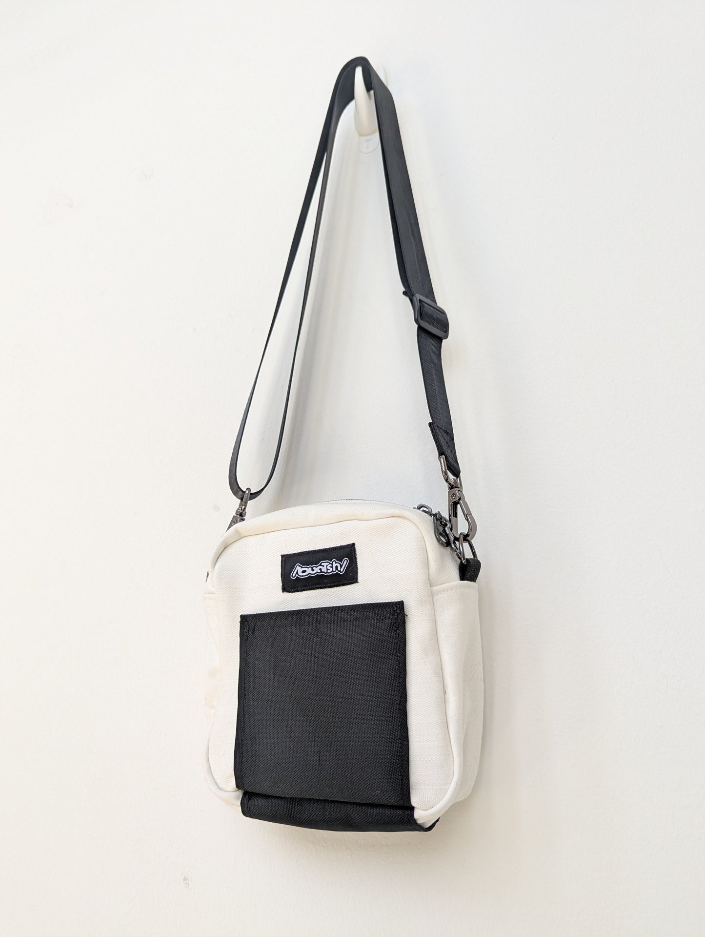 Upcycled "Onigiri" Buntsh-box bag,  Black & White (1 of 1)