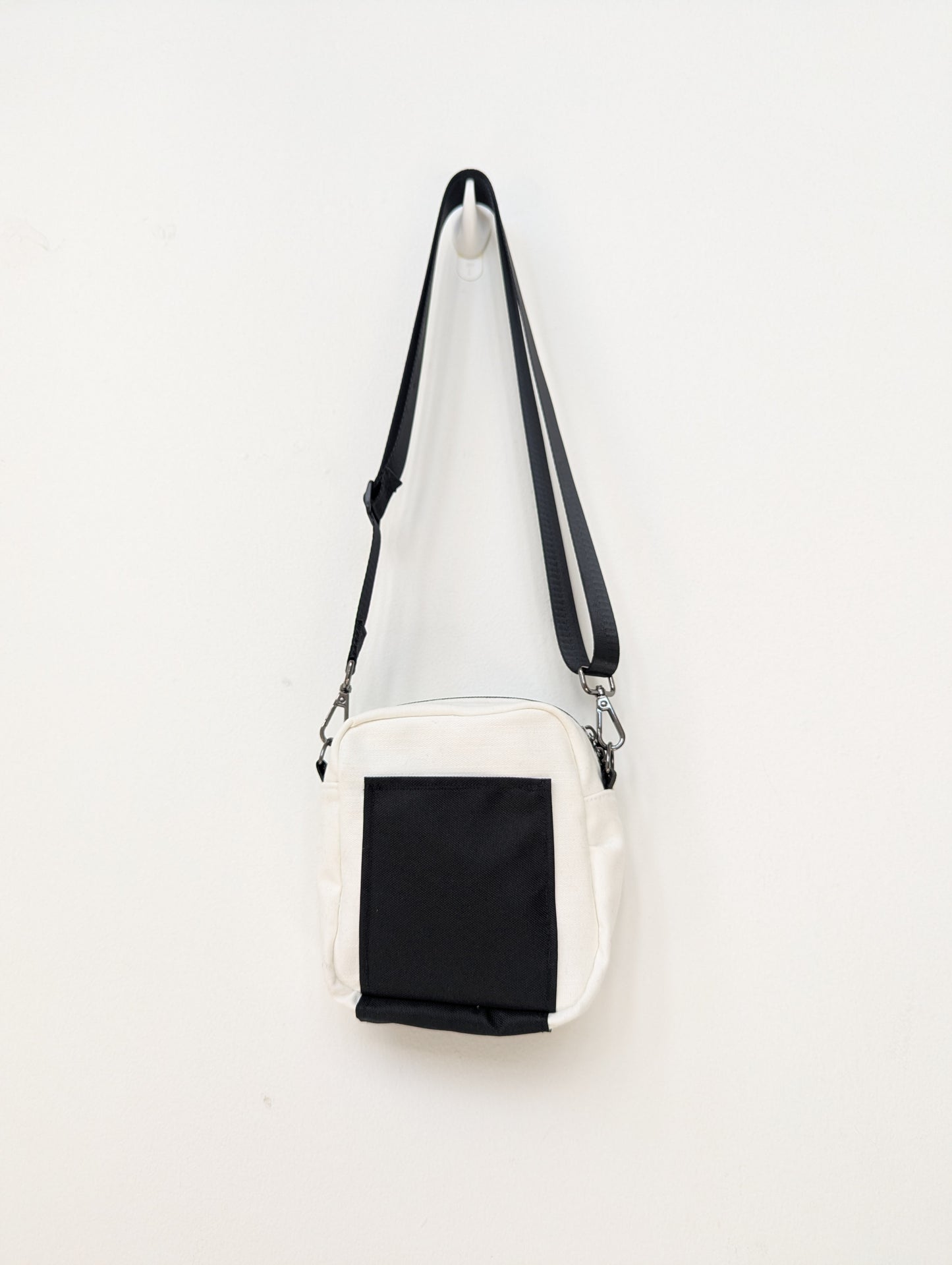 Upcycled "Onigiri" Buntsh-box bag,  Black & White (1 of 1)