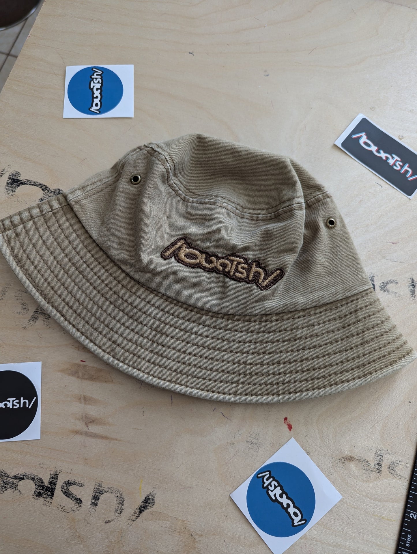 Buntsh, "Sandstorm" Bucket hat